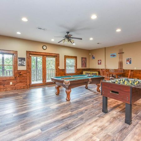 Smokystays 6 Bedroom Cabin Pigeon Forge Kültér fotó