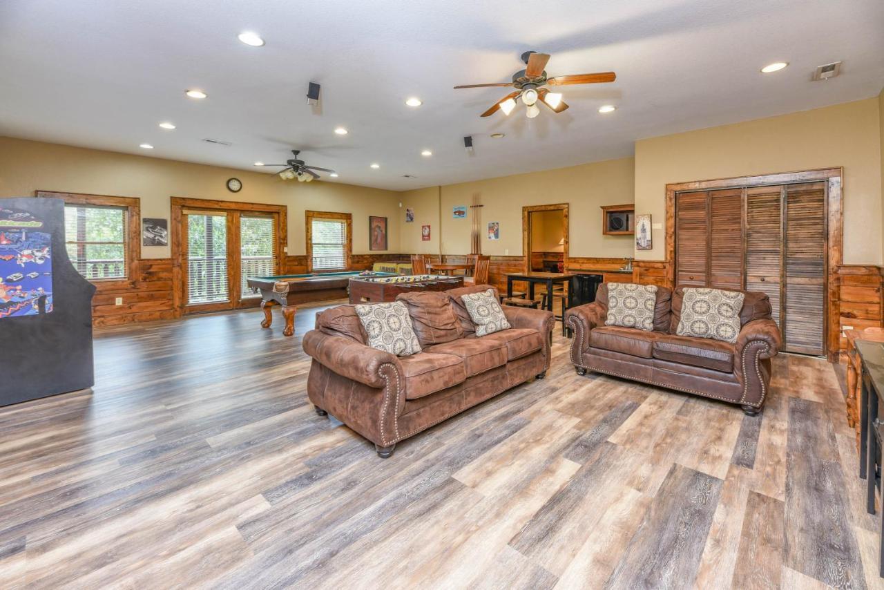 Smokystays 6 Bedroom Cabin Pigeon Forge Kültér fotó